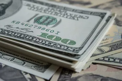 El dólar blue aumentó cinco unidades y quedó a un paso de los $1.450 en la city