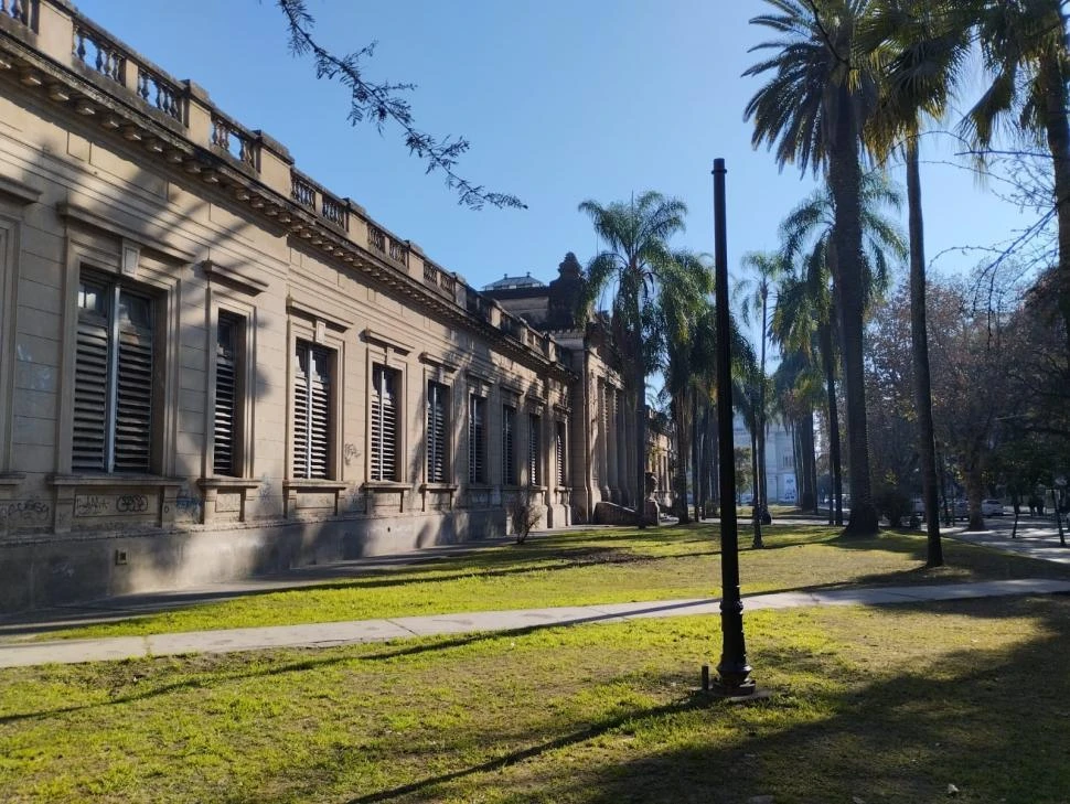 Avanzan las obras para rescatar el Colegio Nacional