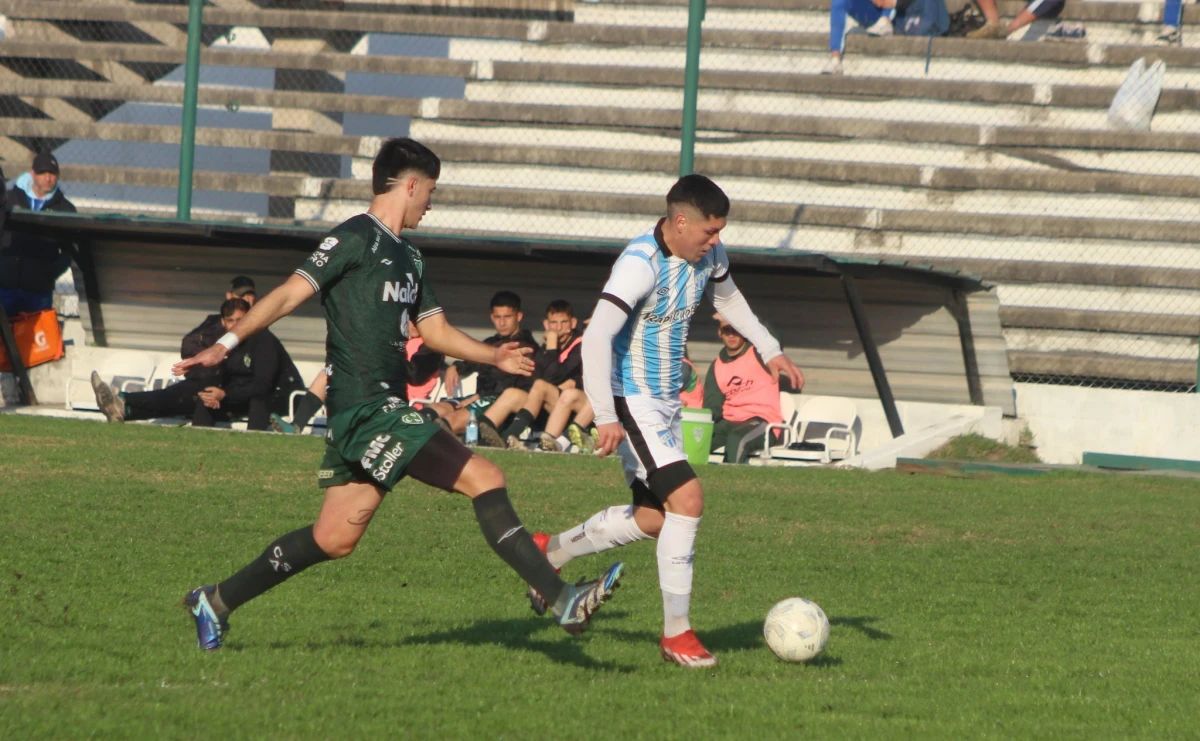 El insólito gol que recibió la cuarta división de Atlético Tucumán: ¡en tres segundos!