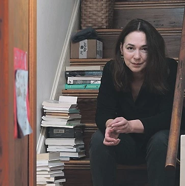 LORRIE MOORE.Su novela pone en escena personajes que despliegan el sinsentido que puede tener la vida.