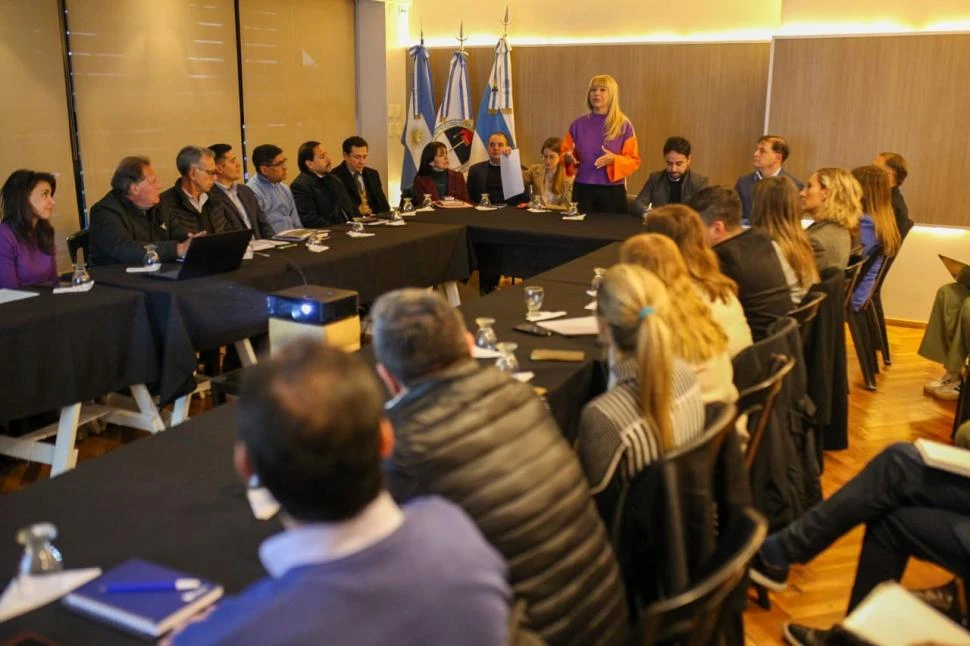 EN EL MUNICIPIO. Se llevó adelante la reunión de la Sala de Situación. @RossanaChahla