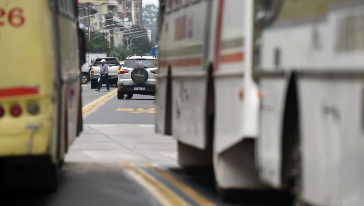 EN CRISIS. Servicio de transporte público.