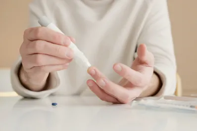 Azúcar alta: cómo bajar niveles de glucosa durante una emergencia en casa