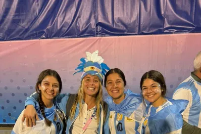 Ni viaje a Disney, ni fiesta: pidió como regalo para sus 15 años ver a Las Leonas en París