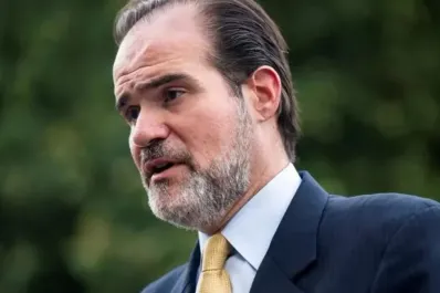 Un asesor de Trump criticó a Milei: “Gobierna con políticas peronistas, es más de lo mismo”