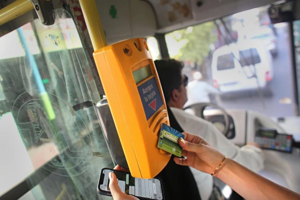 Estudian un pedido de ajuste en la tarifa de los colectivos