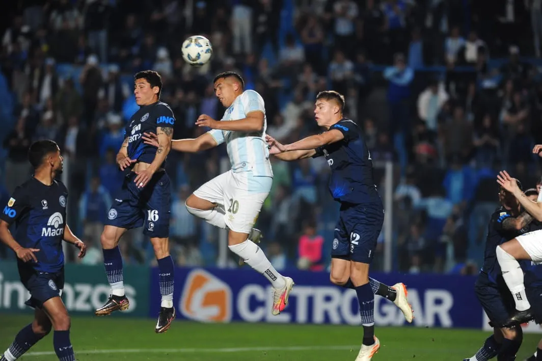 Atlético Tucumán venció 2-1 a Independiente Rivadavia y escala posiciones en la Liga Profesional