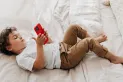 Consejos para el Día del Niño: ¿a qué edad conviene que los chicos tengan su propio celular?