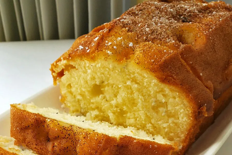 Budín de coco rallado y almendras, una receta sin harinas y deiciosa.