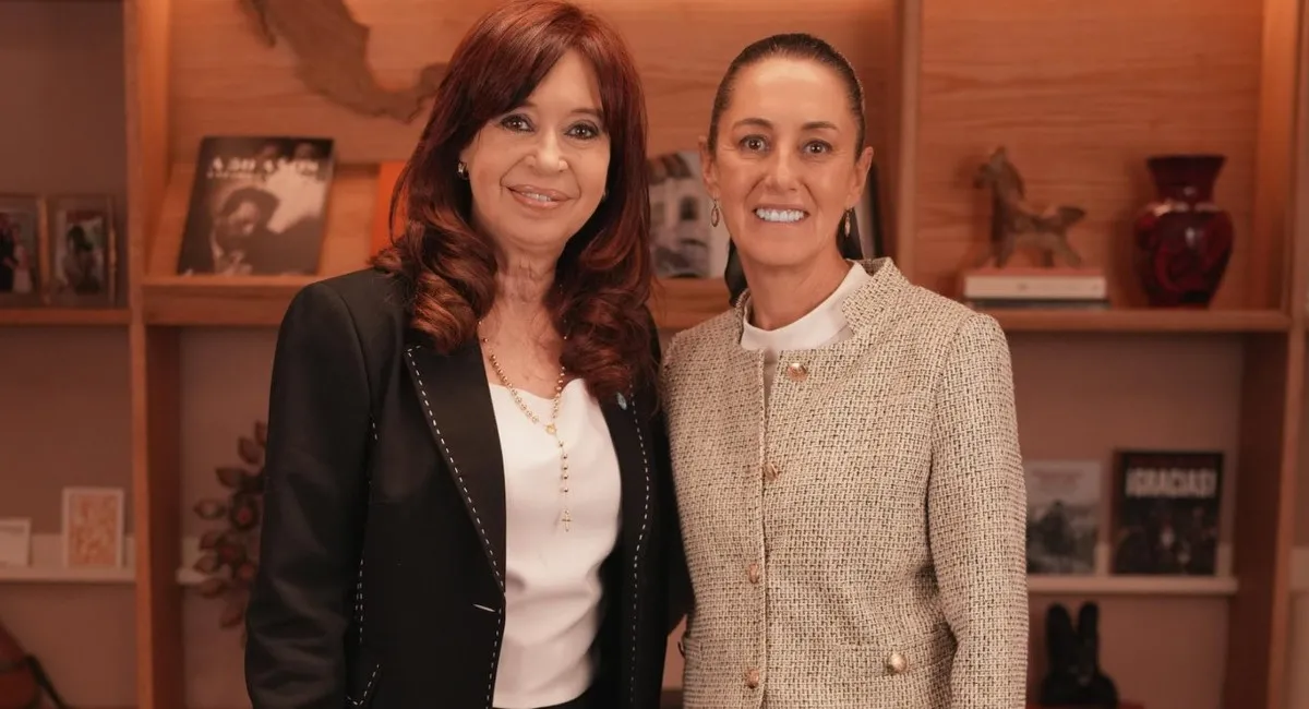 Cristina Kirchner se reunió con la presidenta electa de México: Una militante preparada, sensible y valiente