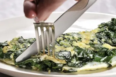 Omelette de espinaca: fácil, económico y súper nutritivo