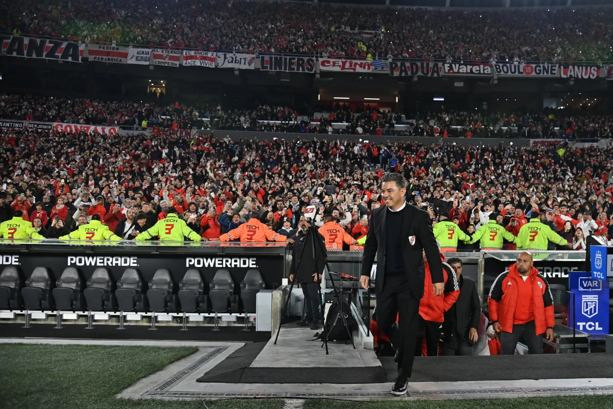 En la vuelta de Gallardo, River empató con Huracán