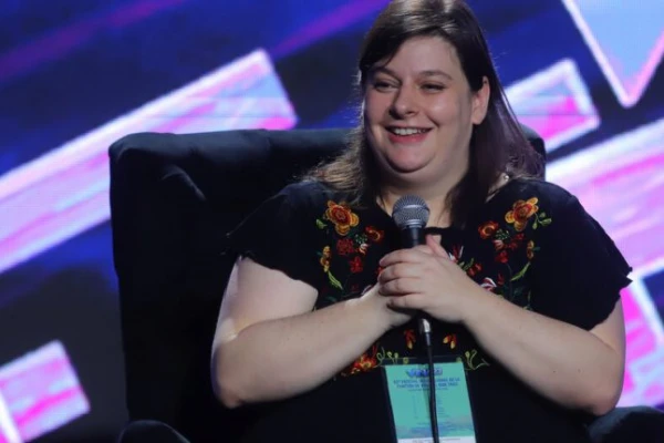 Laila Roth habla de las pavadas de la vida en el Virla