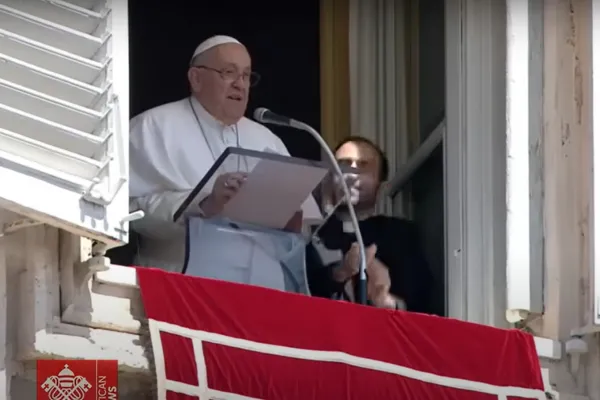 El Papa pidió rezar por las víctimas de todas las guerras en la plaza de San Pedro