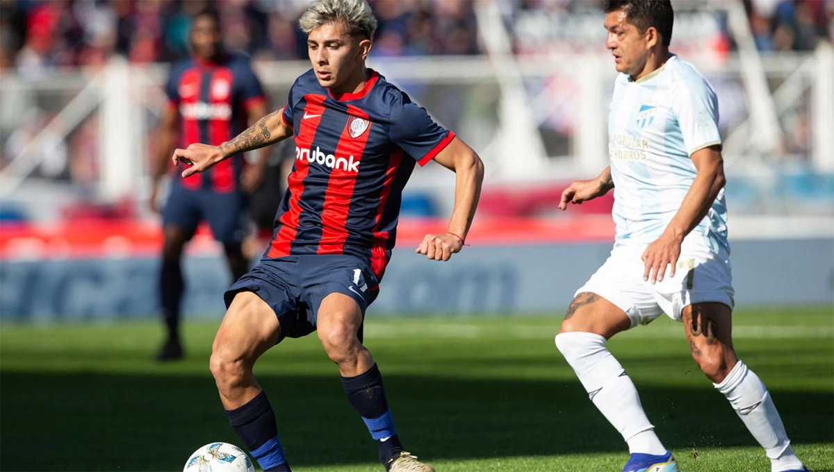 TROPIEZO. San Lorenzo viene de perder como local ante Atlético Tucumán, por la Liga Profesional.