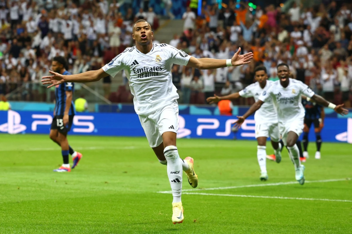 PRIMER GRITO. Mbappé marcó para el 2-0 y es el nuevo campeón de la Supercopa de Europa.