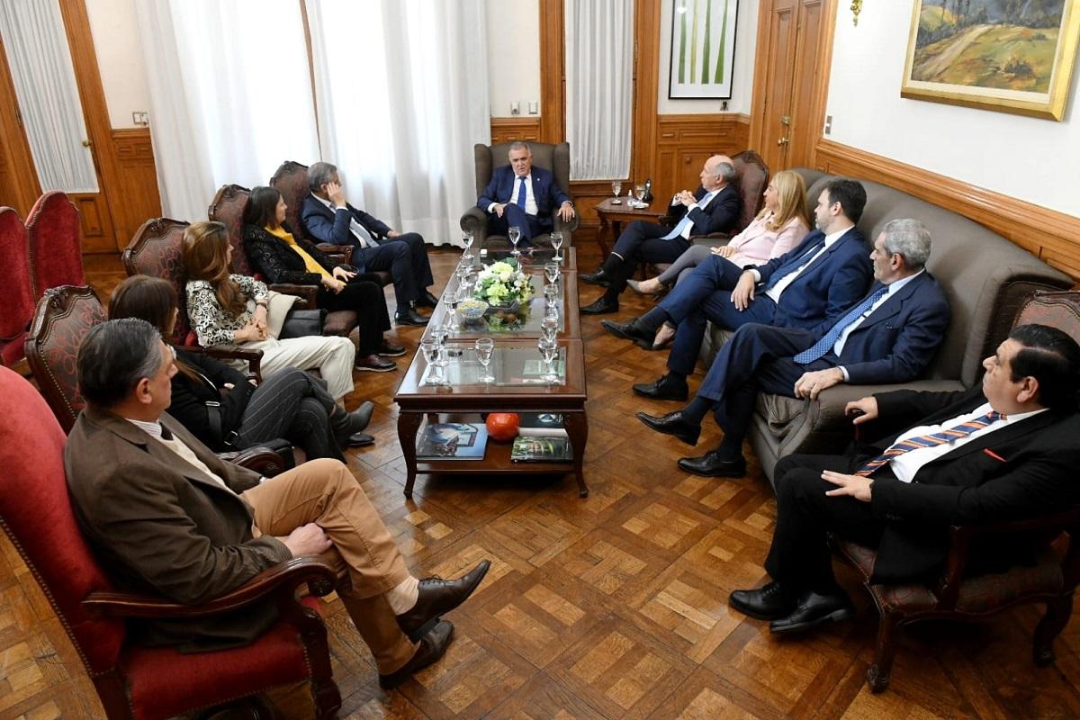 Jaldo recibió a Ricardo Lorenzetti en su visita a Tucumán