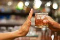 A qué edad debemos limitar por completo el consumo de alcohol para reducir el riesgo de padecer demencia