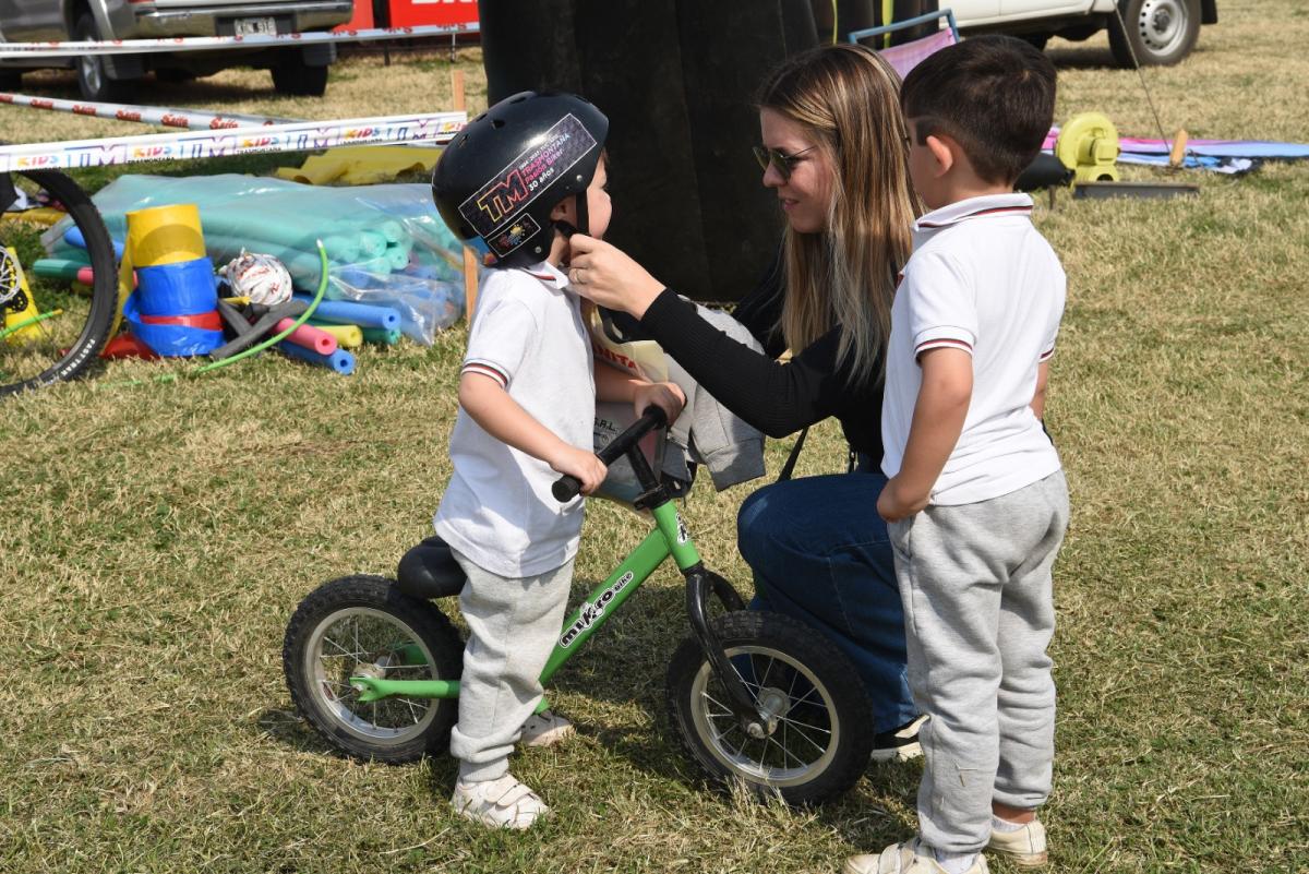 Para recibirse de bikers, primero hay que aprender