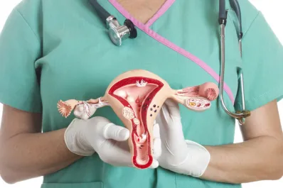 Cáncer de cuello uterino: cuál es el primer síntoma que suele aparecer