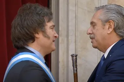 Tiempo de violencia: el dúo Fernández - Milei y los golpes a las instituciones