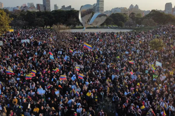 Miles de venezolanos se manifestaron en todo el mundo en contra de la reelección de Maduro