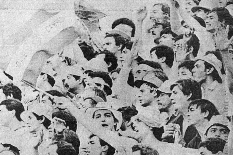 REPLETO. Más de 4.000 hinchas tucumanos presenciaron el partido en Resistencia para alentar a San Martín.