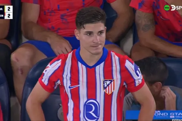 Julián Álvarez realiza su debut en Atlético de Madrid