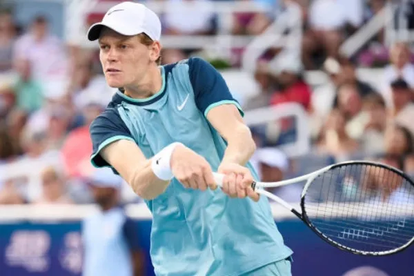 Sorpresa en el mundo del tenis: el número uno del ranking dio positivo en un control antidóping