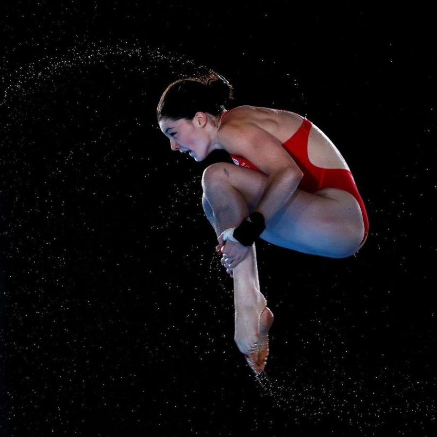 MEDALLA DE BRONZE. La nadadora consiguió su medalla mientras estaba en su período./ Instagram @andreassirieix04