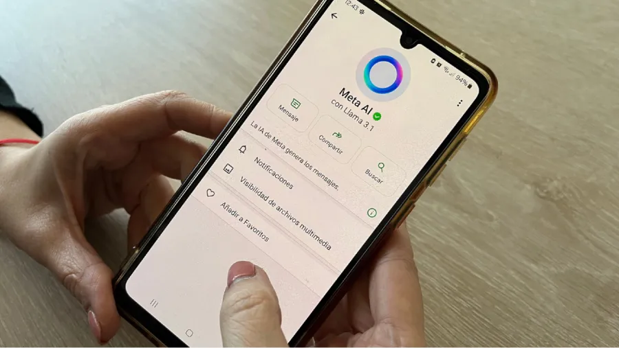 Meta IA es una inteligencia artificial que se puede consultar por el tiempo desde Whatsapp