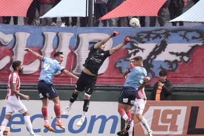 Franco Herrera se luce en su primer partido con San Martín de Tucumán