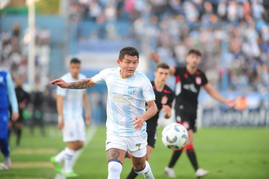 Atención Atlético Tucumán: ¿”Pulga” Rodríguez jugará frente a Rosario Central?