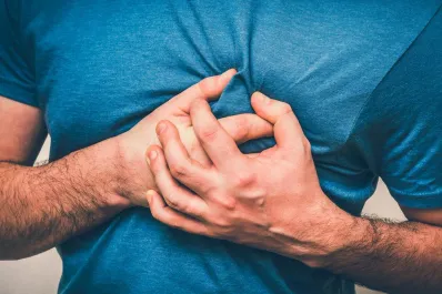 El problema cardíaco que puede aumentar el riesgo de padecer demencia