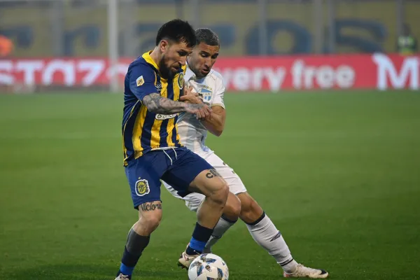 Espinoza y otra polémica: ¿era penal para Atlético Tucumán?