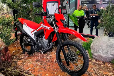 Una importante marca de motos relanza una de las enduros más buscadas: cuándo saldrá a la venta y cuáles son sus características