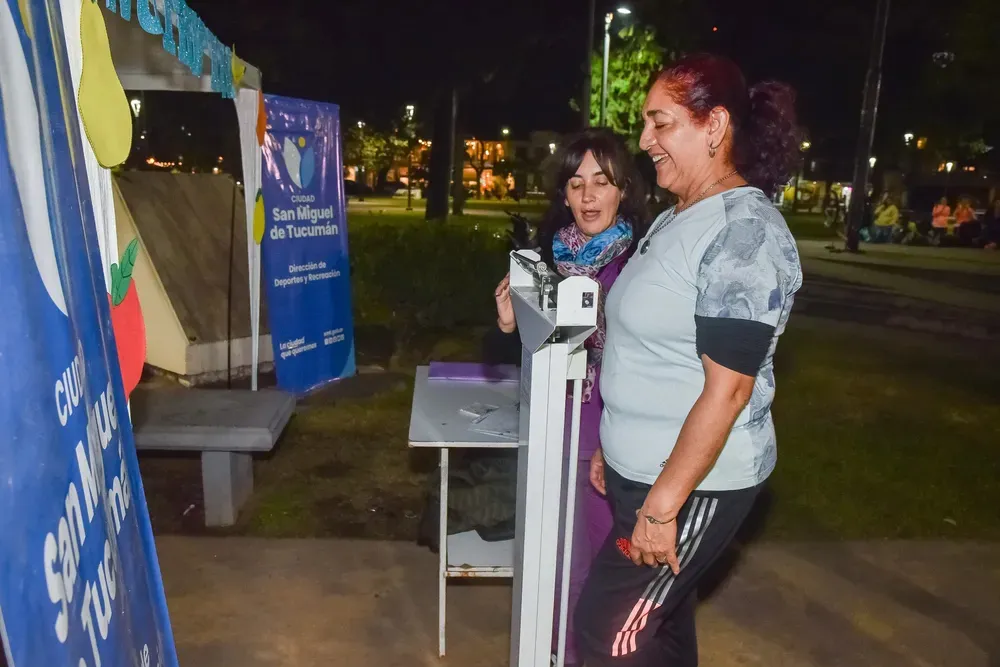 Las plazas y complejos deportivos al servicio de la salud.