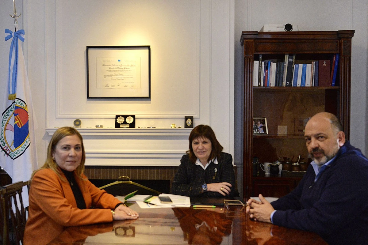 Beatriz Ávila mantuvo una reunión de trabajo con Patricia Bullrich