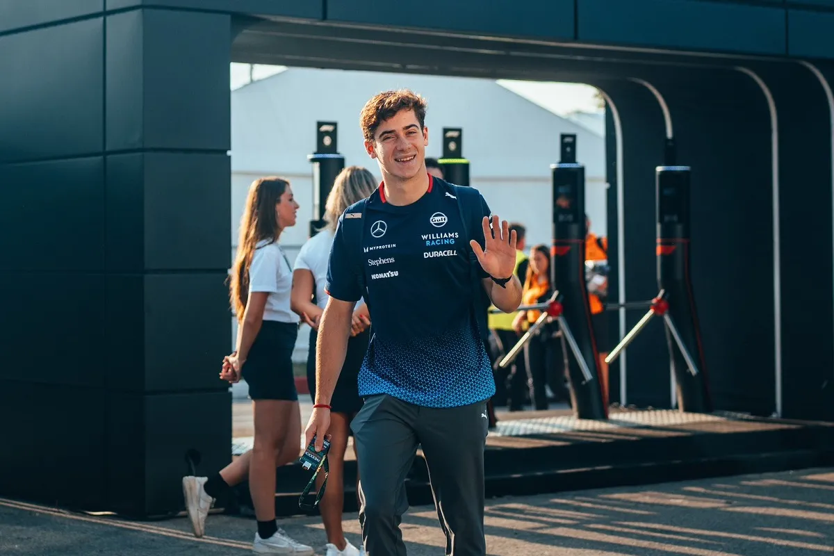 LA ILUSIÓN DE UN PAÍS. Tras una semana intensa, Colapinto seguirá adaptándose al equipo Williams.