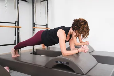 El eficaz ejercicio de pilates para tener un vientre plano a los 50 años