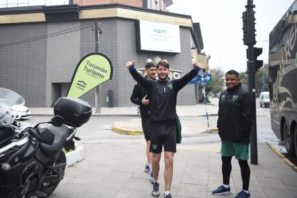 Risas y confianza reinan en el búnker de San Martín de San Juan en la previa al duelo en La Ciudadela