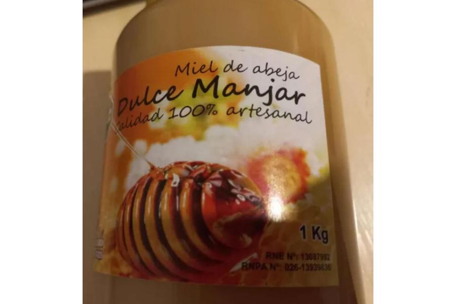 La Anmat prohibió la venta y consumo de una miel de abeja por considerarla peligrosa para la salud