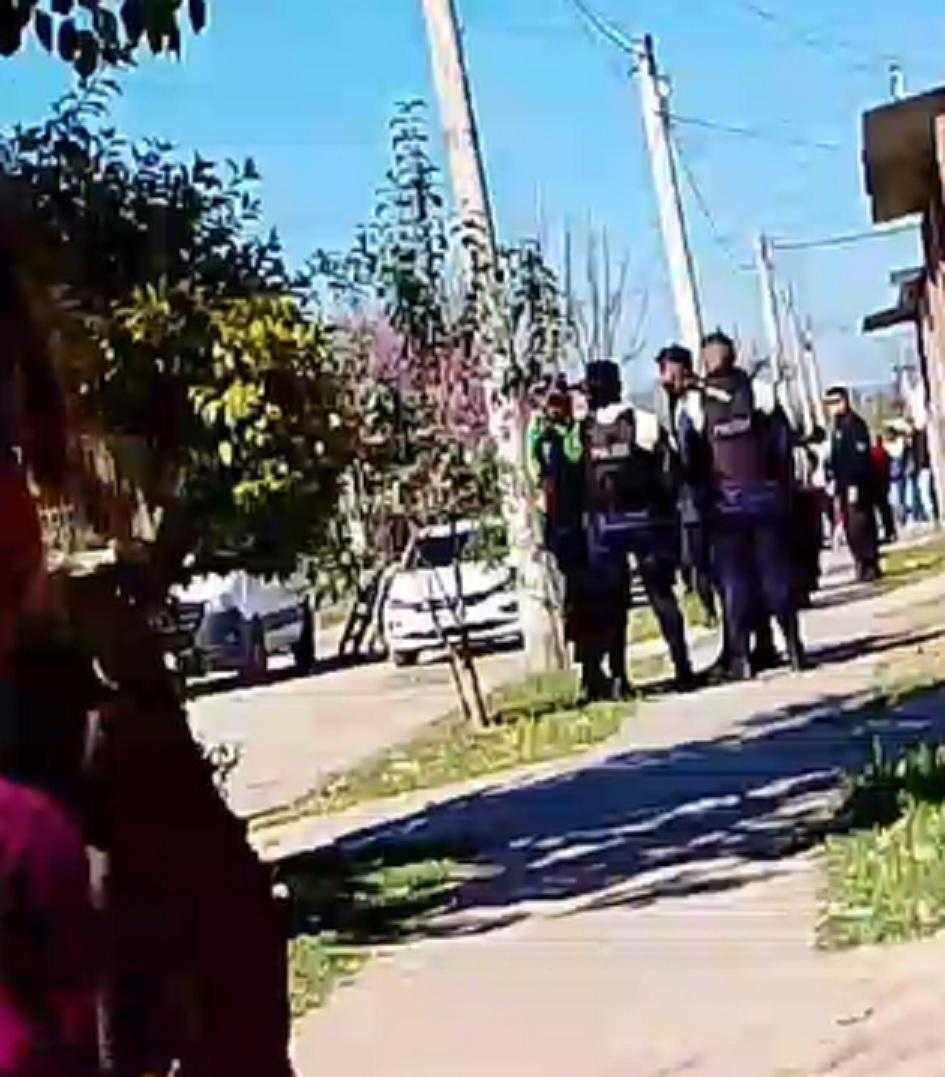 Policías, en el lugar del hecho. CAPTURA DE VIDEO