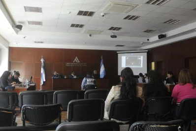 Triple homicidio en avenida América al 1.500: comenzaron a declarar los peritos y testigos