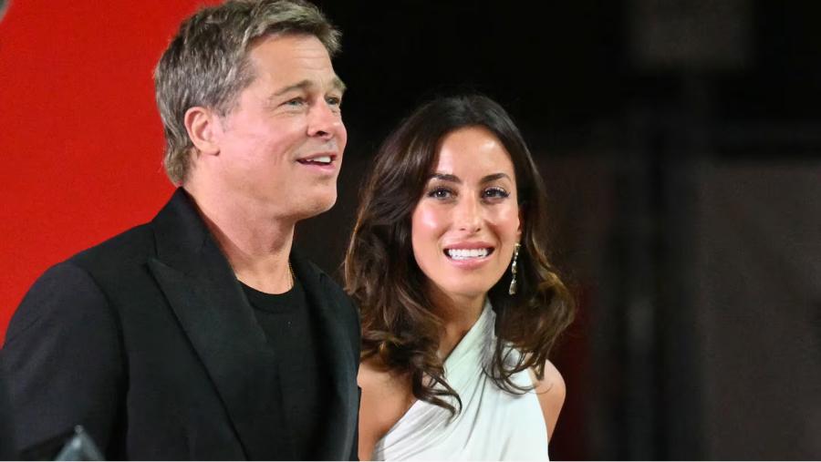 Brad Pitt y su novia cautivaron a la alfombra roja del Festival de Venecia