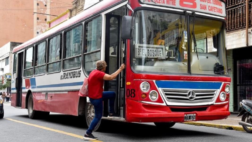 Transporte público: Estamos en una situación crítica, aseguró un empresario