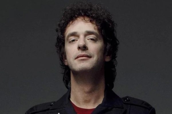 Quién fue Gustavo Cerati y  por qué fue un fenómeno social