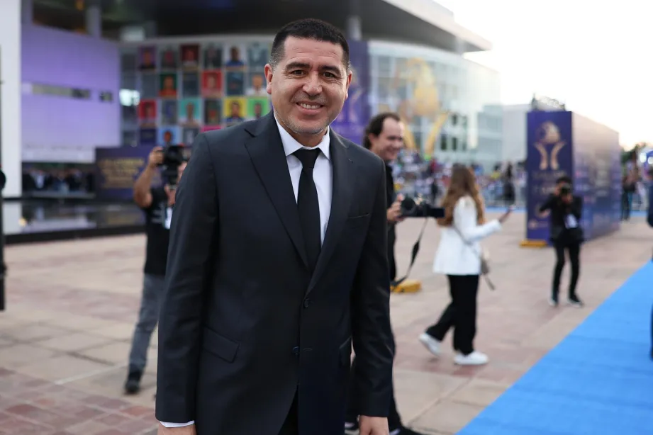 Riquelme ingresó al Salón de la Fama y se emocionó hasta las lágrimas: “Es un privilegio”