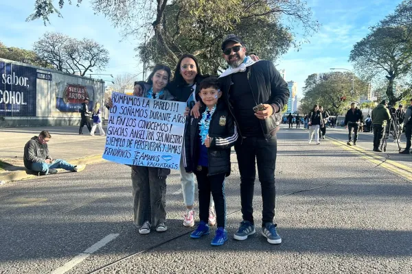 No importó que Messi estuviera ausente: los fanáticos llegaron impulsados por el amor a Di María