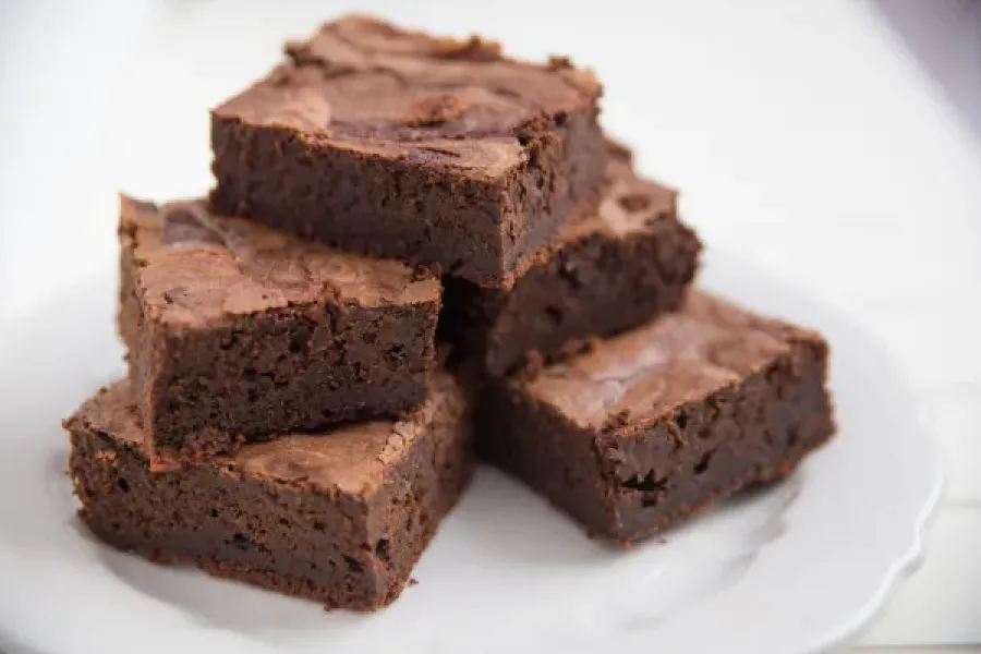 Escándalo en un colegio religioso: vendían brownies con marihuana para recaudar fondos